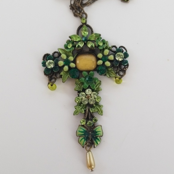 Green Cross and Earring Set - Picture 2 of 8